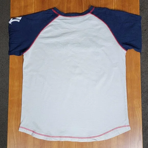 MLB Genuine Merchandise New York Yankees White Navy 3/4 Sleeve Baseball Style Te - Picture 7 of 8